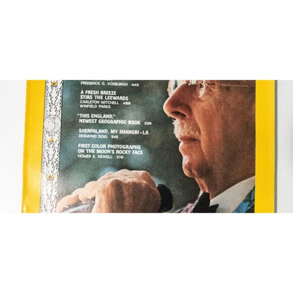 National Geographic Magazine October 1966 Vol. 130 No. 4 - Picture 3 of 8